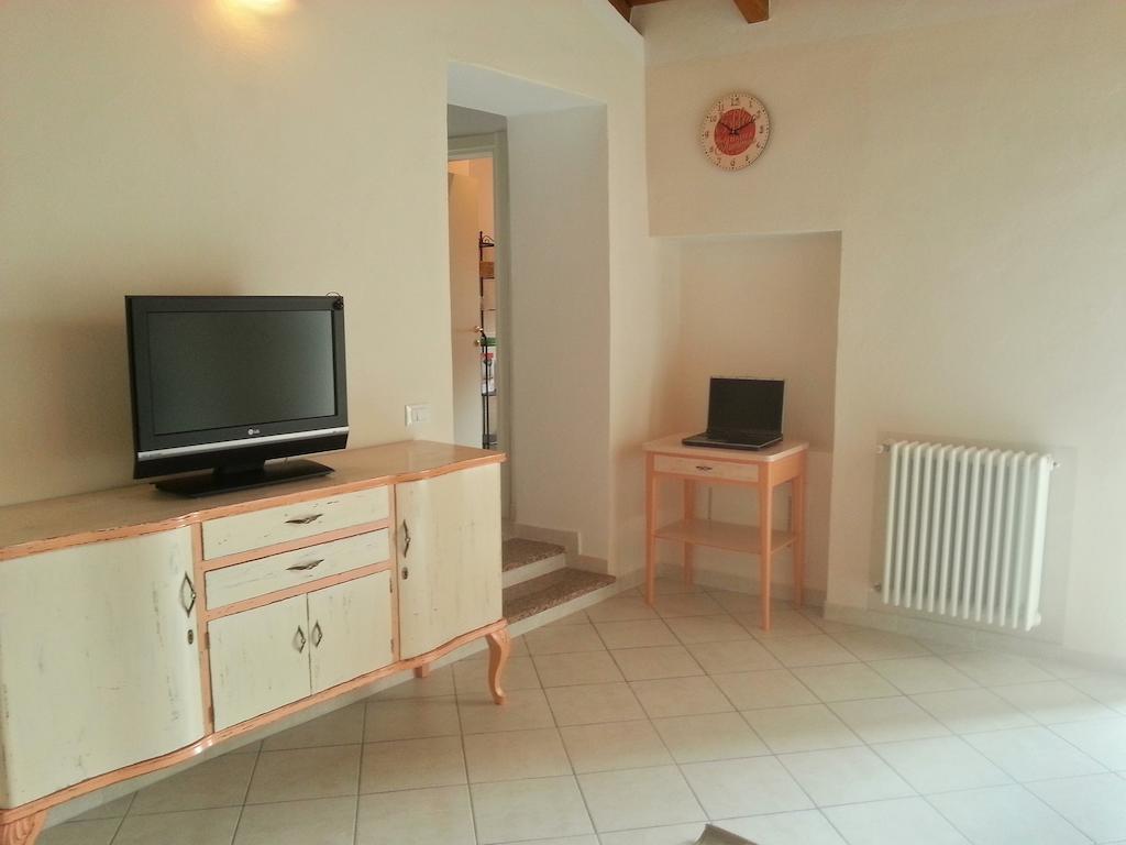Mare E Ulivi Bed & Breakfast